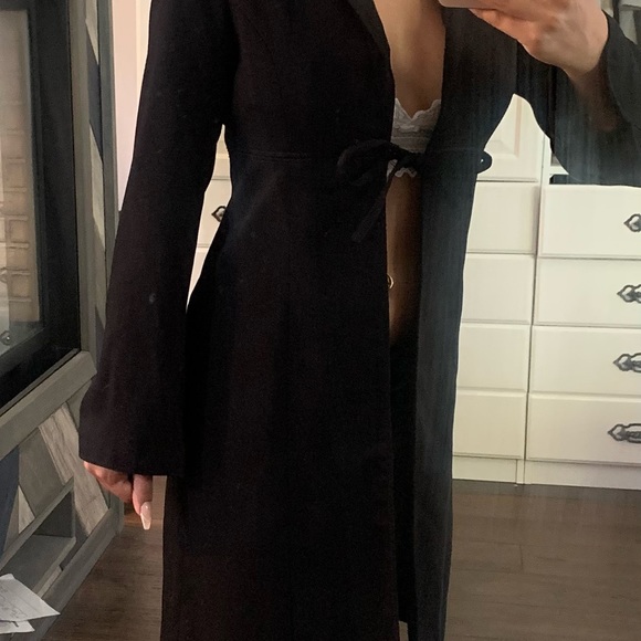 Black semi satin blazer / formal jacket . - Picture 3 of 8